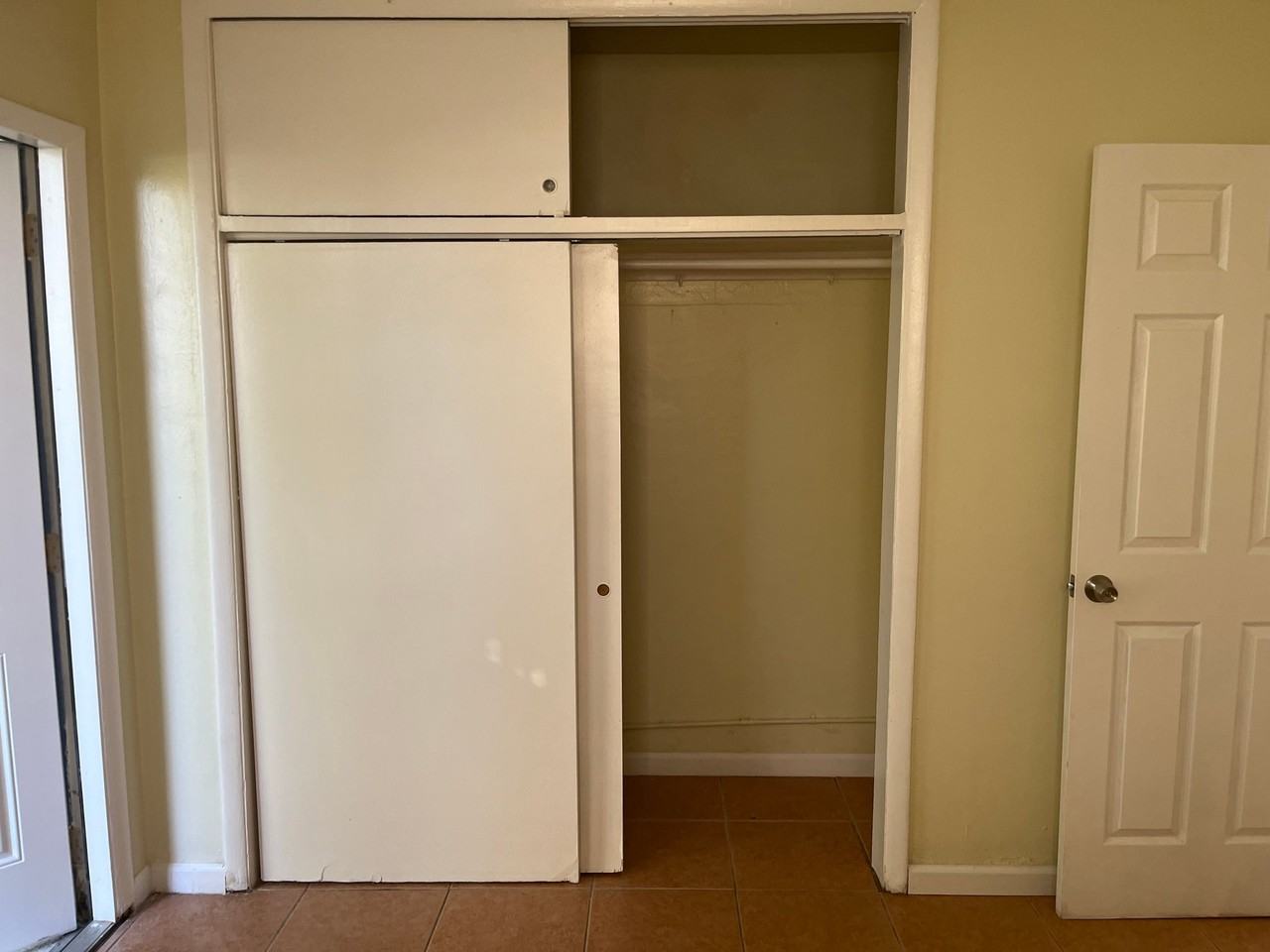 412 Sw 9th St #2 - Photo 4 of 11