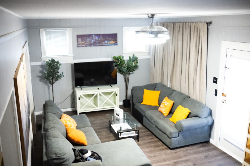 440 W Main St - Photo 2 of 19