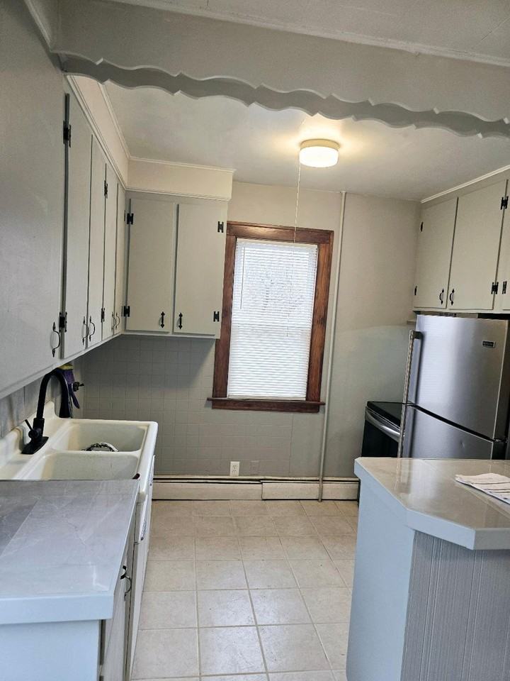 363 Berkeley Ave #1 - Photo 5 of 20