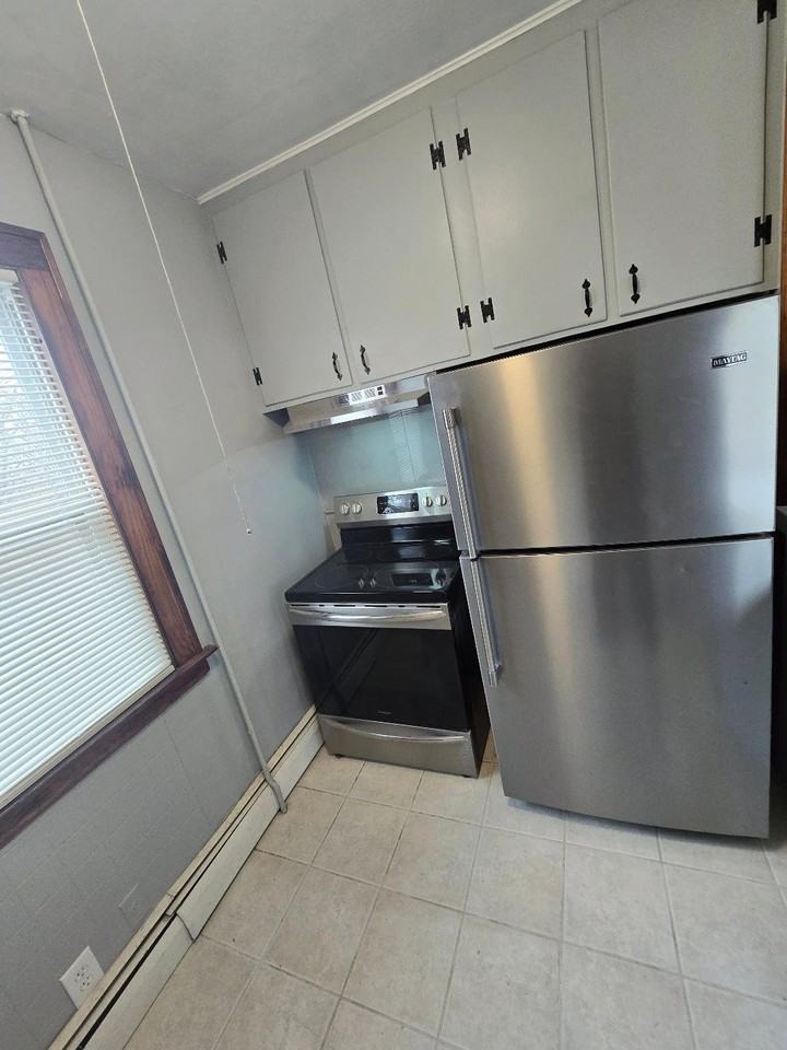 363 Berkeley Ave #1 - Photo 7 of 20