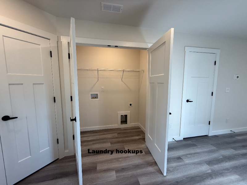 1312 Main Ave Se #1312 - Photo 7 of 16