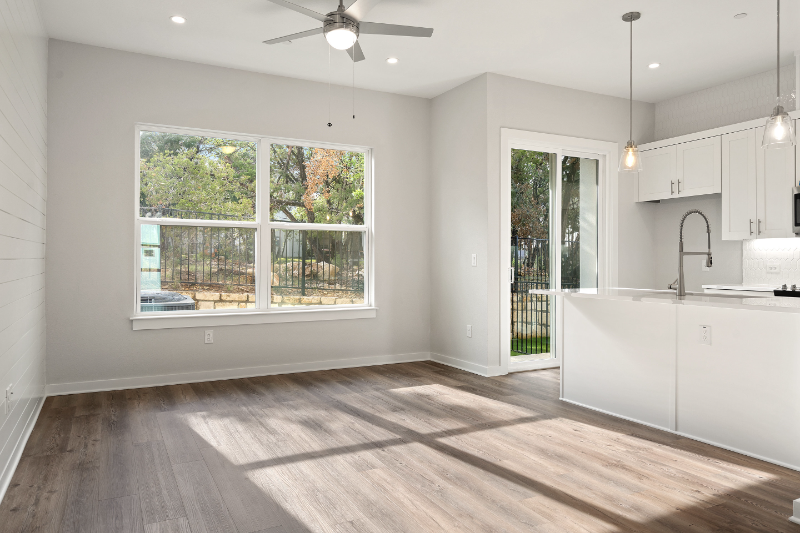 12001 Vista Parke Dr #505 - Photo 5 of 20