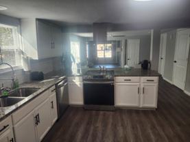 714 E Lamar St #1 - Photo 1 of 1