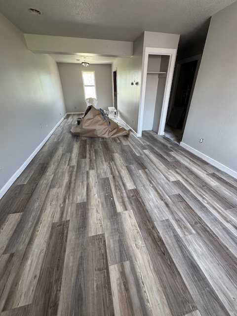 205 Ford St #4 - Photo 4 of 10