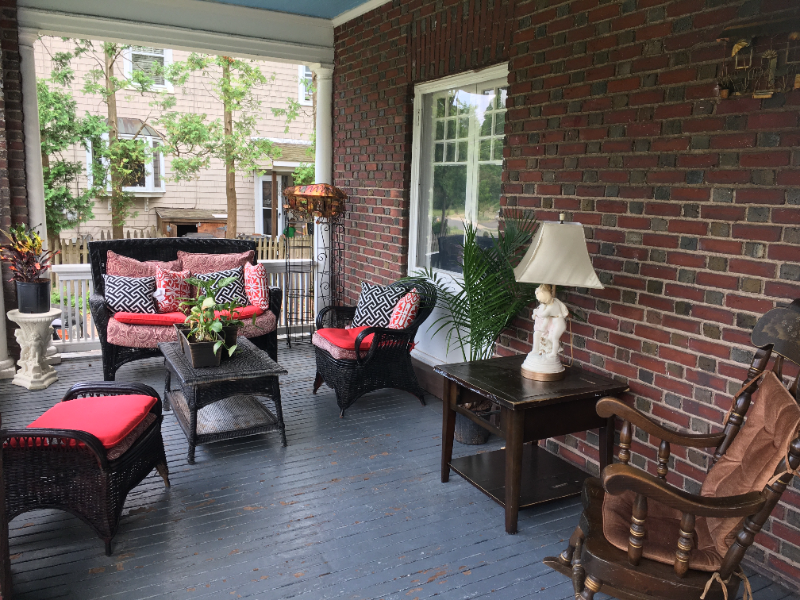 39 Outlook Ave - Photo 2 of 12
