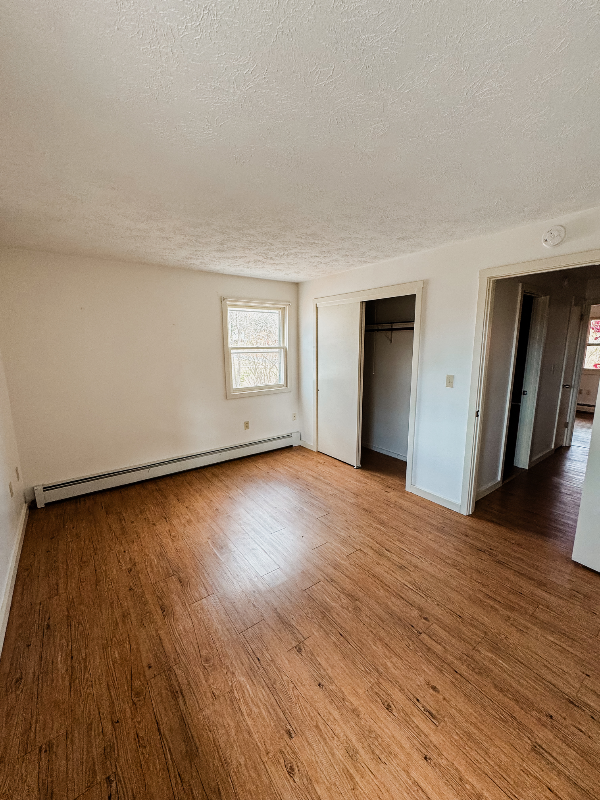 23 Crown St #4 - Photo 7 of 8