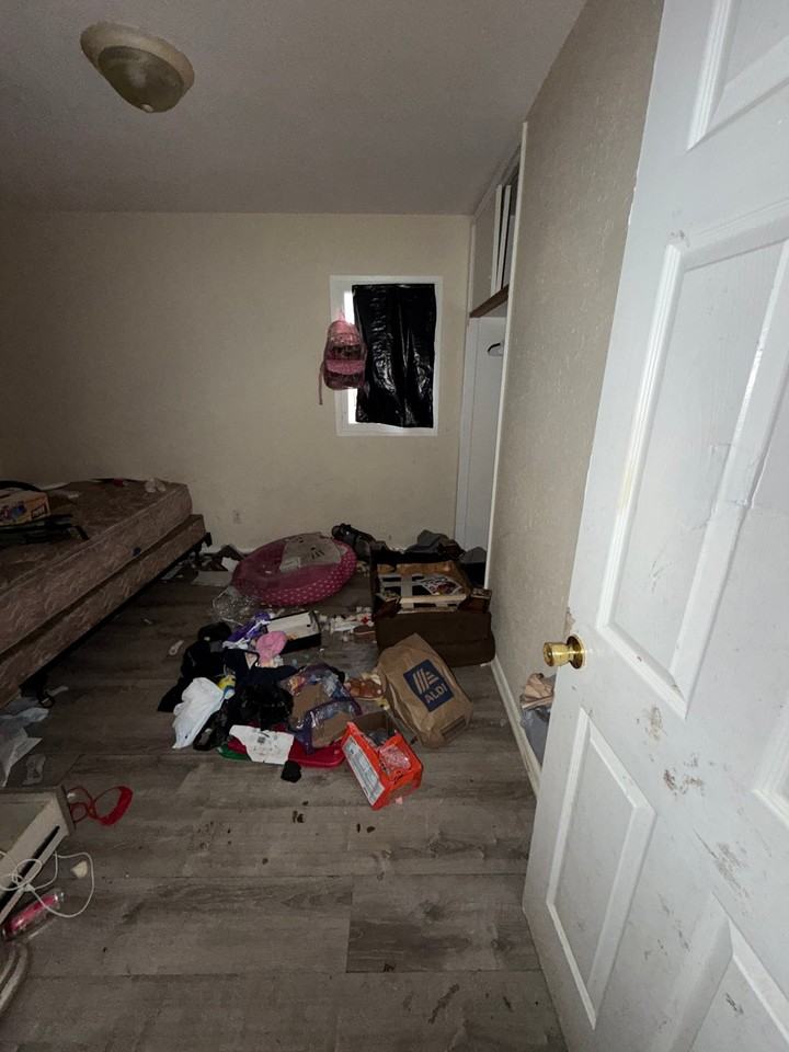 2 E Adams Dr - Photo 4 of 16