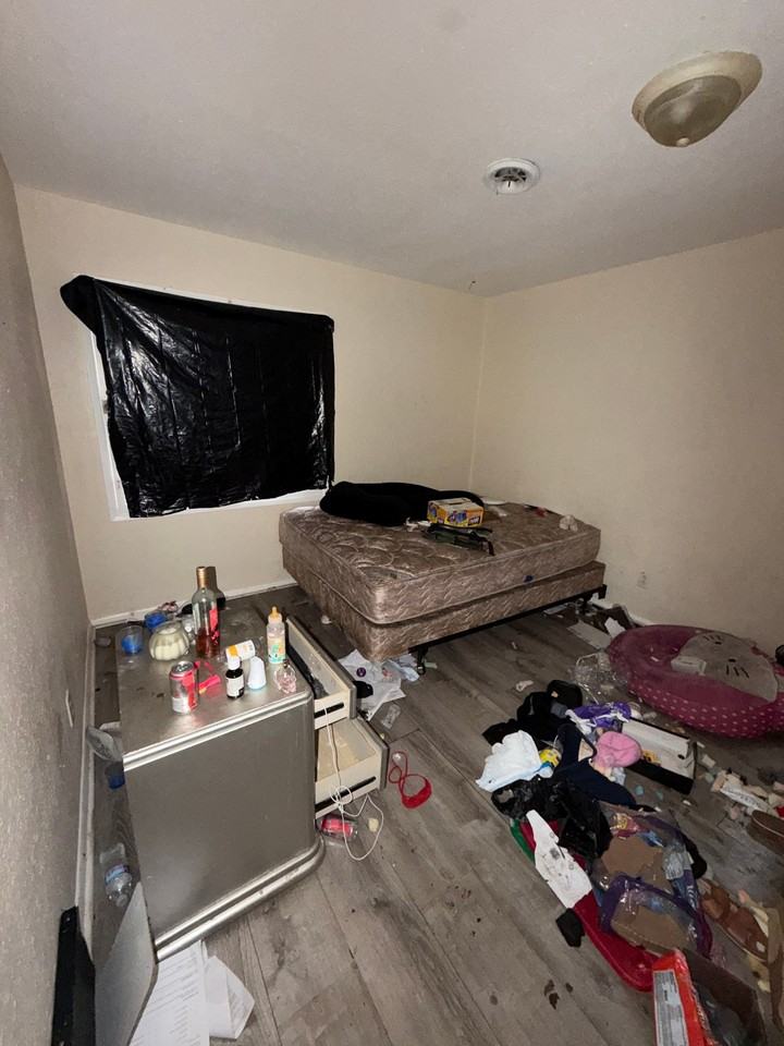 2 E Adams Dr - Photo 5 of 16