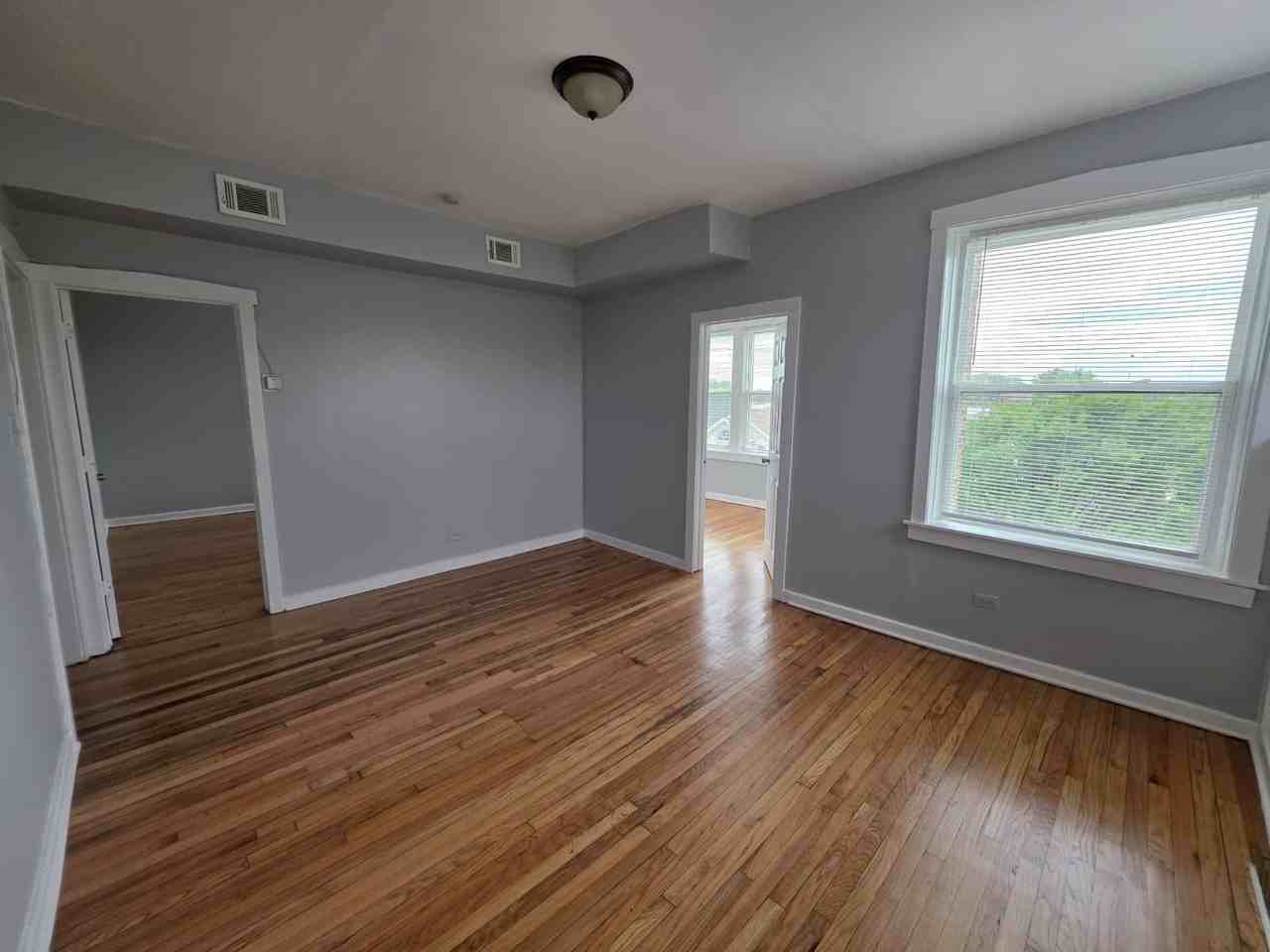 4315 W 15th St #3 - Photo 5 of 13