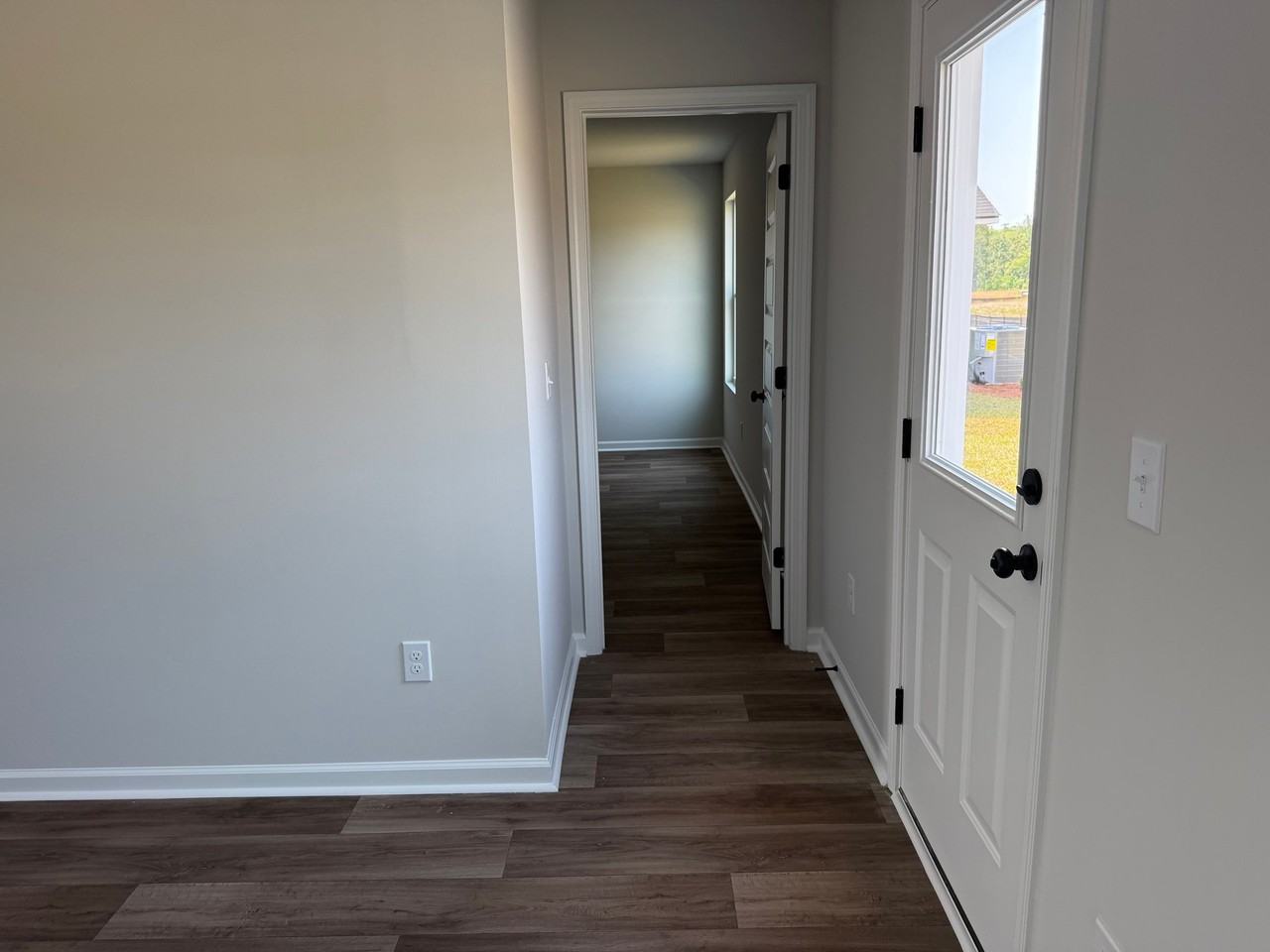 1114Cooper Hawk Ln Sw - Photo 5 of 27