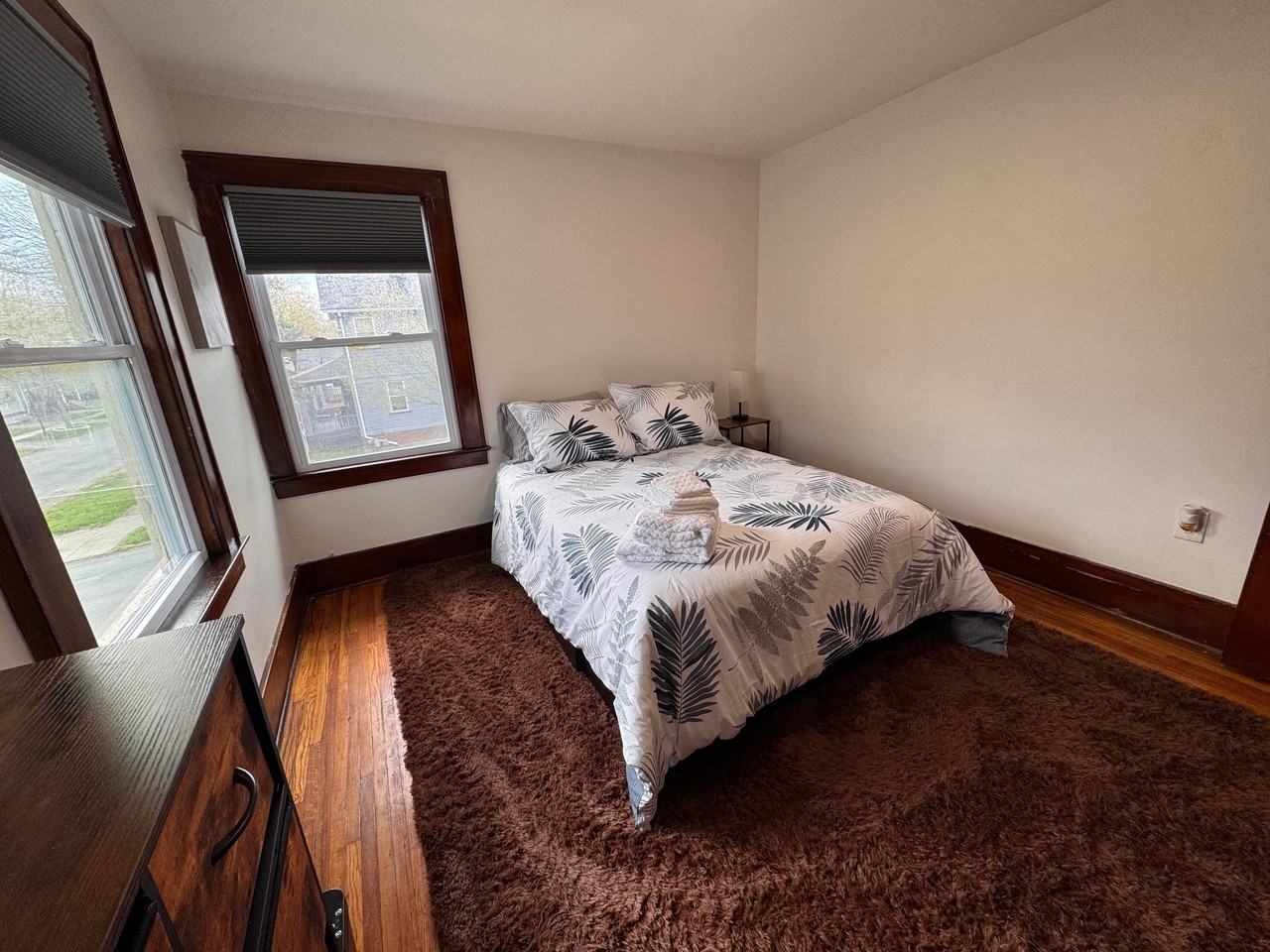 186 Spruce Ave - Photo 2 of 13