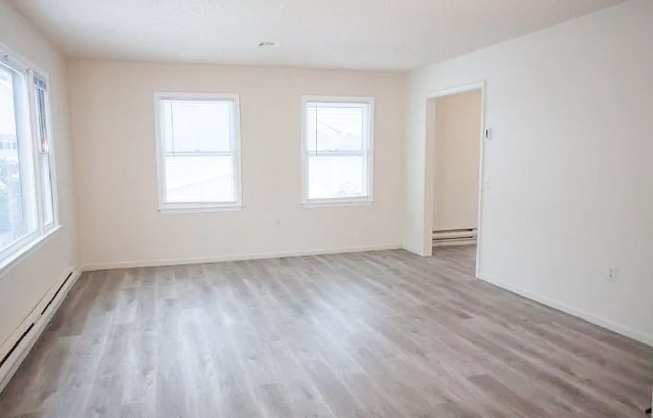 655C Yale Way - Photo 5 of 20