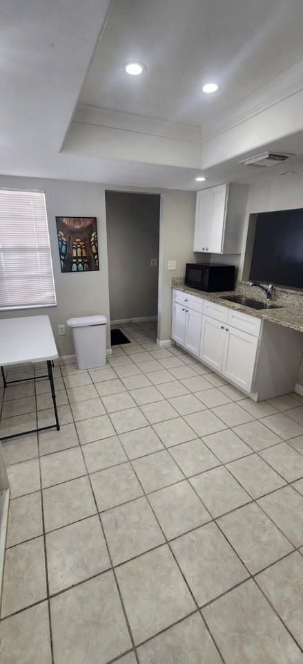 10519 Wyndcliff Dr - Photo 5 of 20