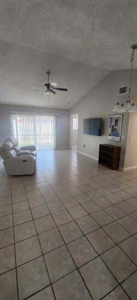 10519 Wyndcliff Dr - Photo 6 of 20