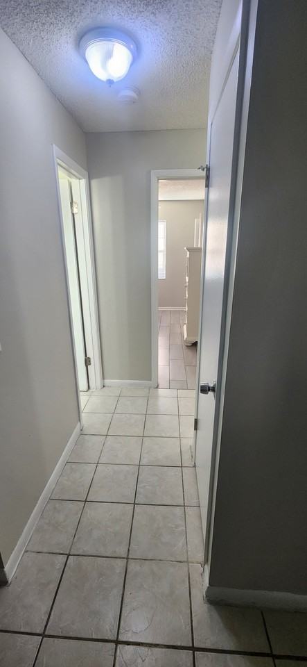 10519 Wyndcliff Dr - Photo 7 of 20