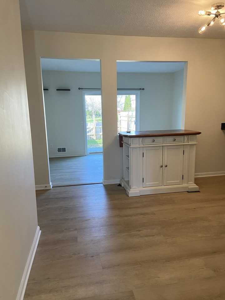 5662 Running Brook Rd - Photo 7 of 20