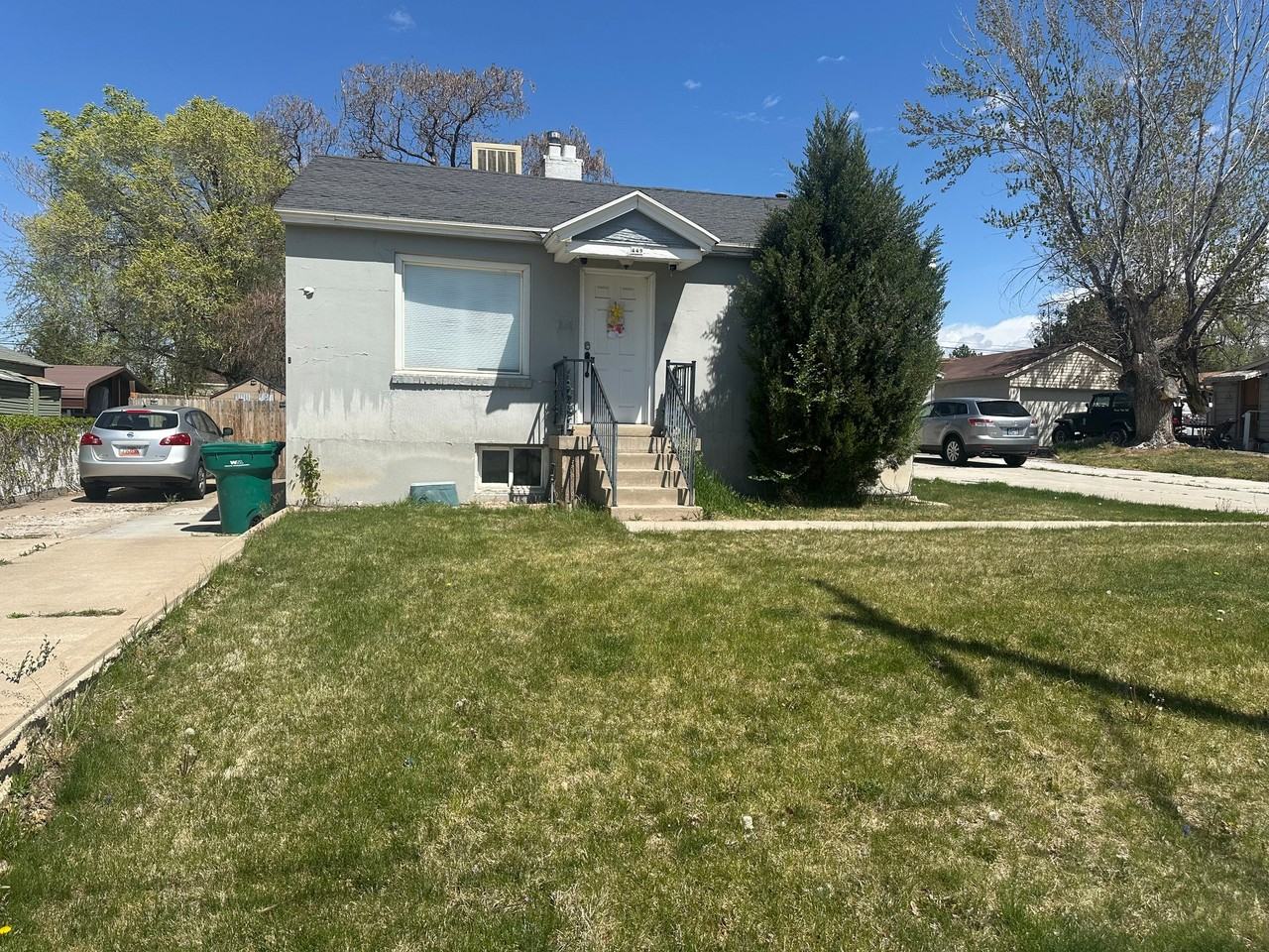 449 Center St - Photo 2 of 15