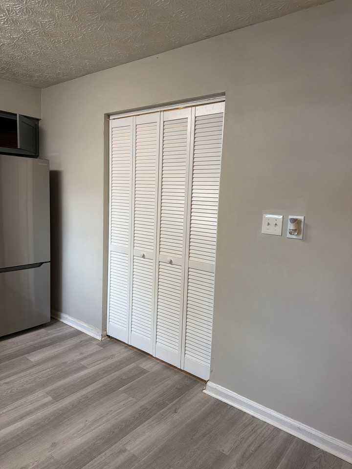 3690 Stephanie Ct - Photo 4 of 14