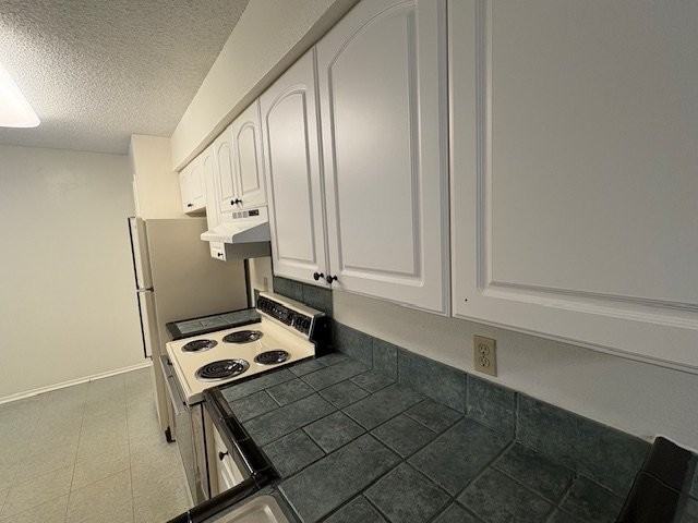 2355 E Geddes Ave #E - Photo 4 of 11