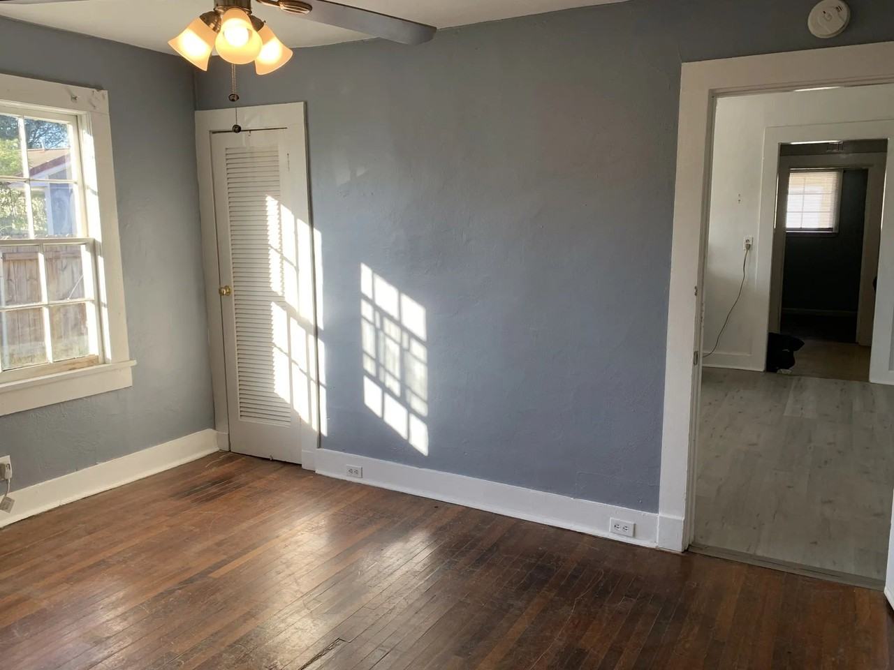 451 Oak Ave - Photo 7 of 9