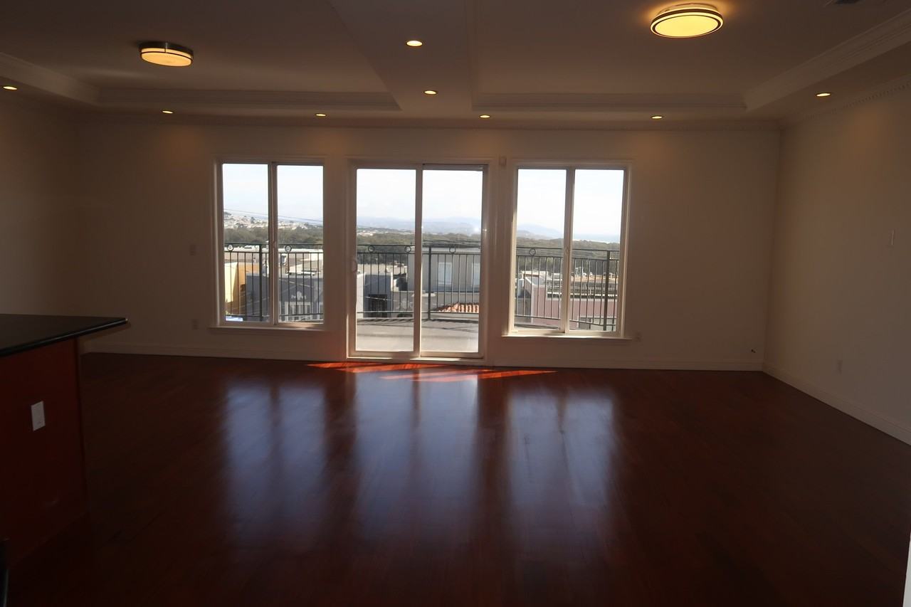 5032 Anza St #A - Photo 5 of 13