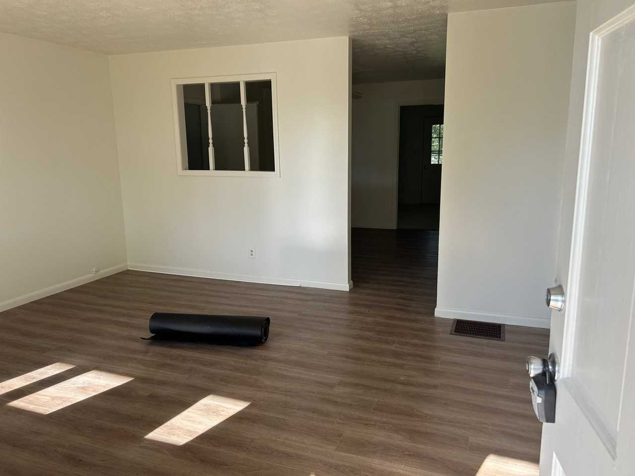 115 Salter Rd - Photo 4 of 15