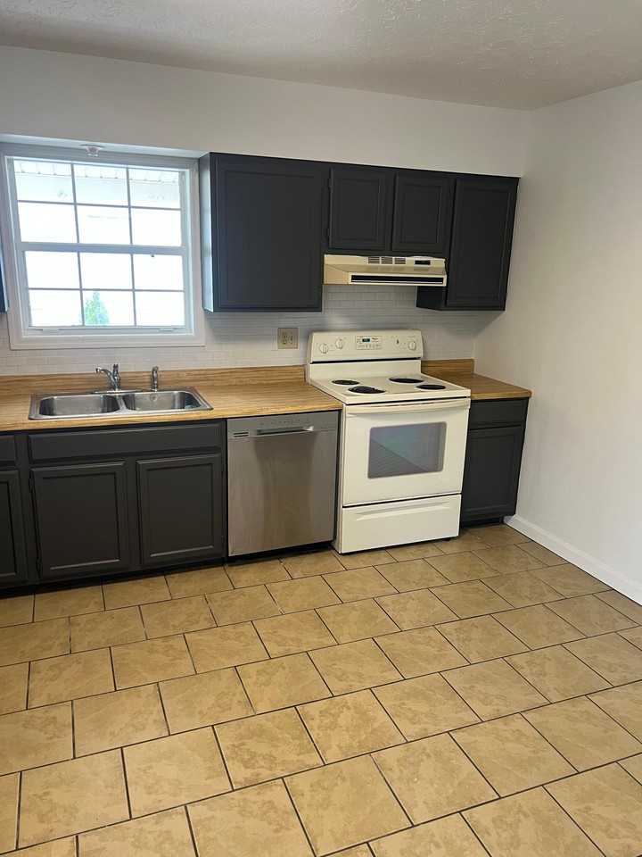 111 Paint Rock Ferry Rd #A - Photo 4 of 12