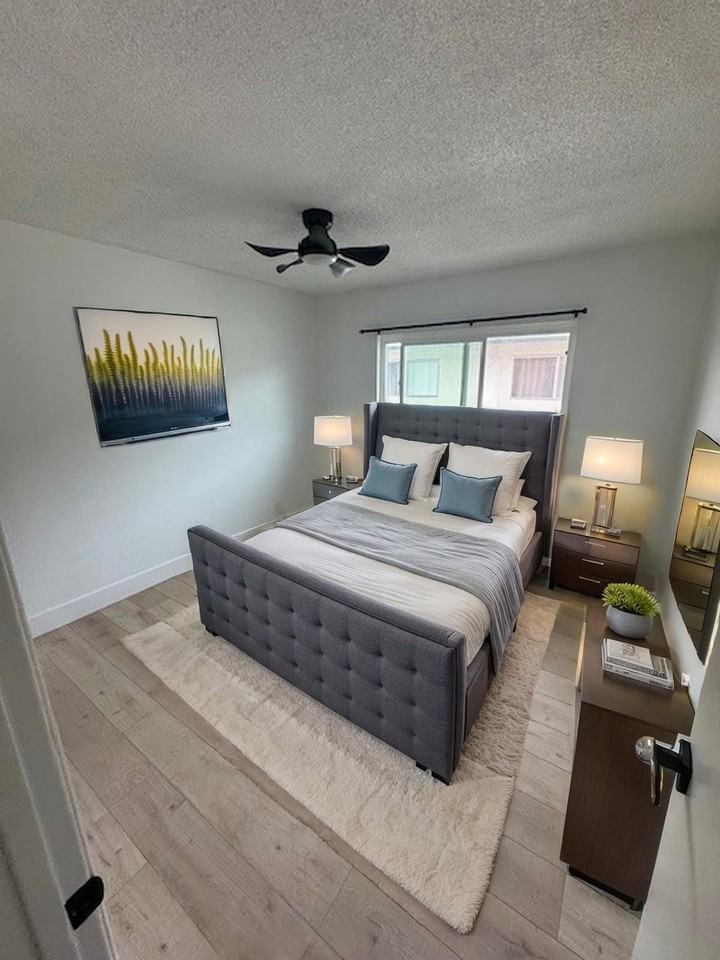 1131 N Onondaga Ave #4 - Photo 4 of 11