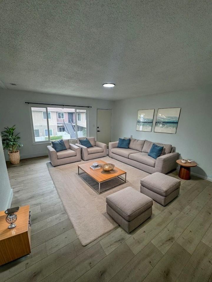 1131 N Onondaga Ave #4 - Photo 5 of 11