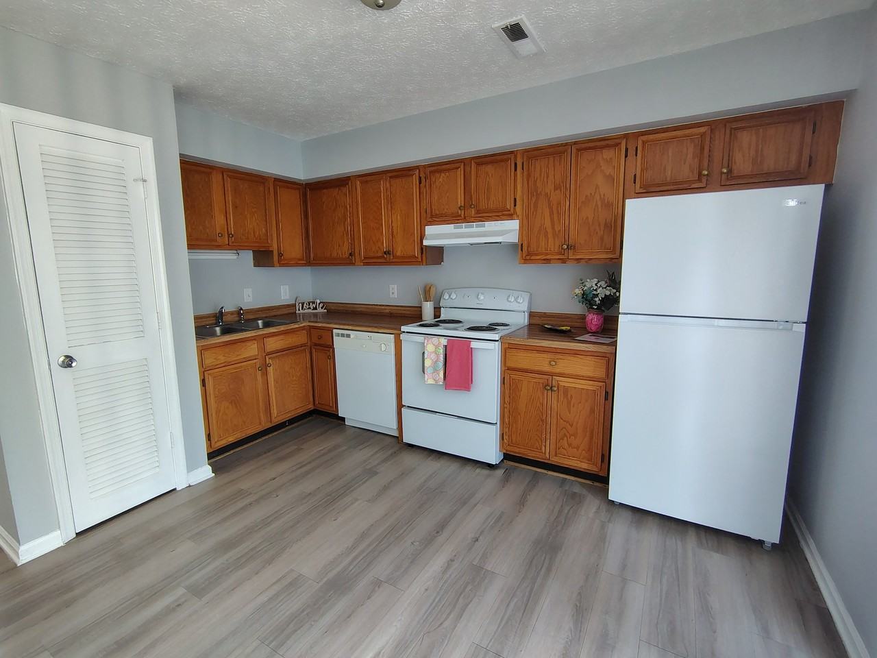 16 Duiguid Dr - Photo 5 of 10