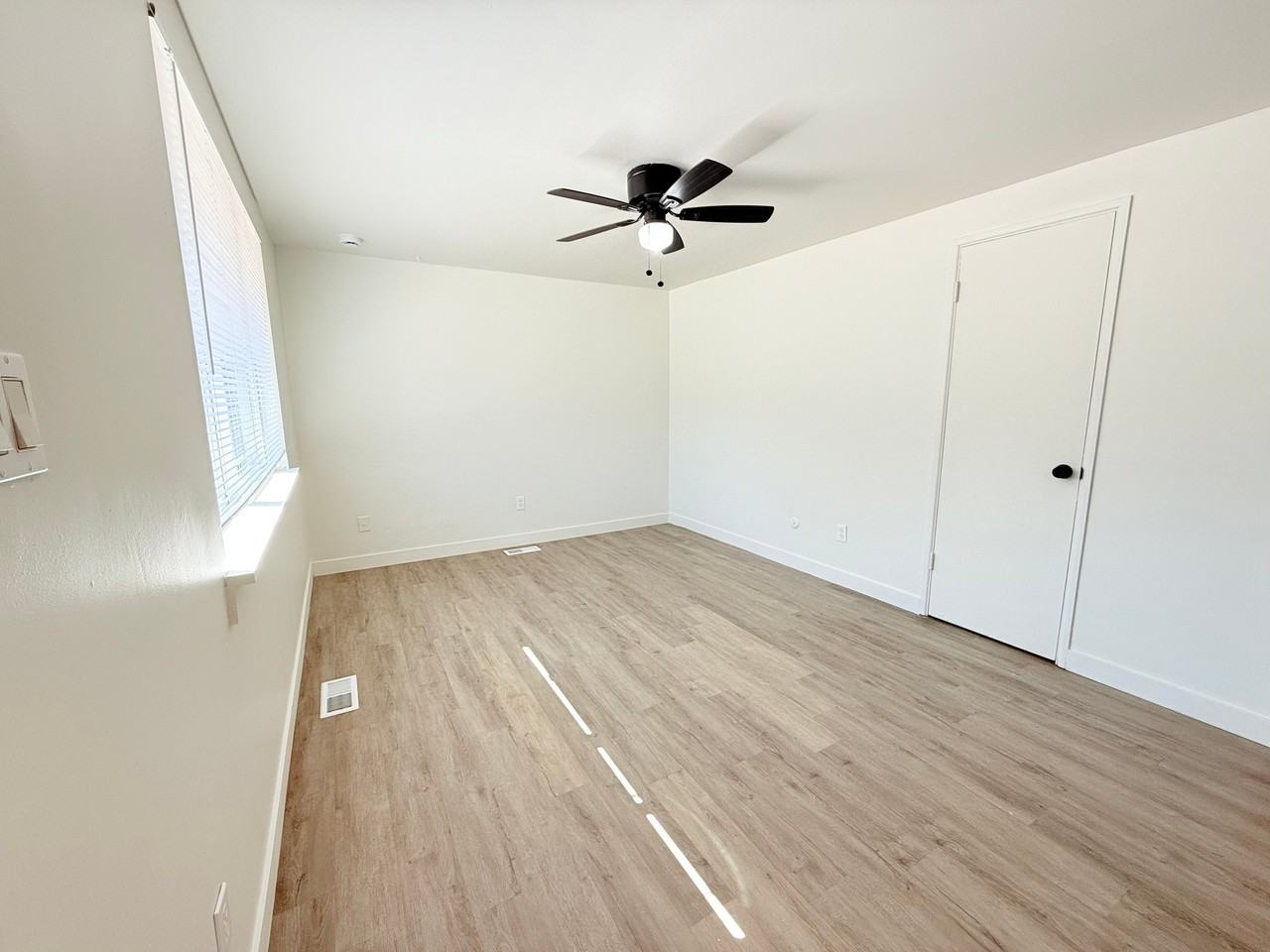 3440 S St #3 - Photo 2 of 4