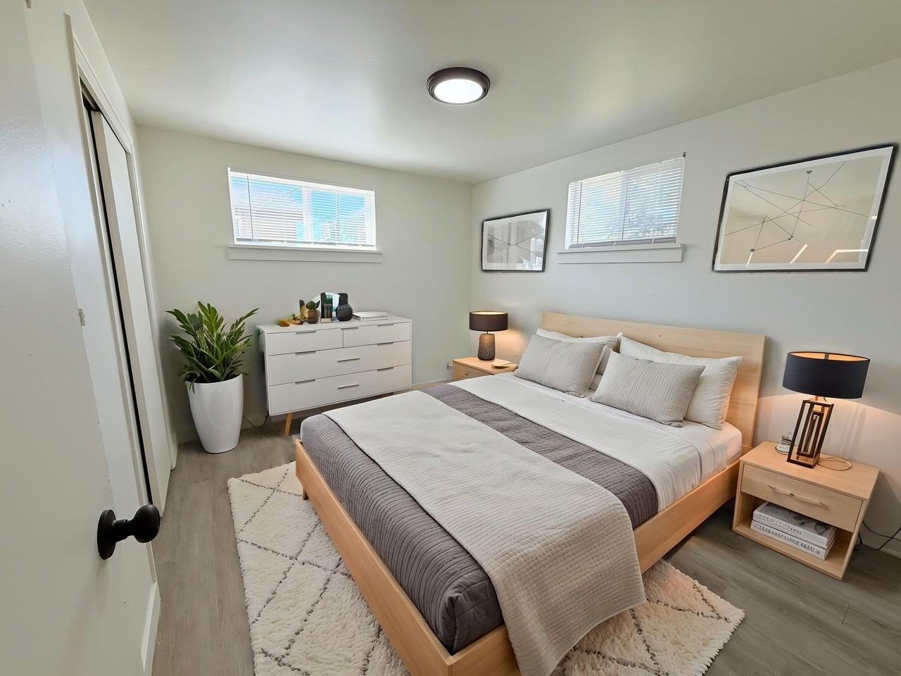 3440 S St #3 - Photo 3 of 4
