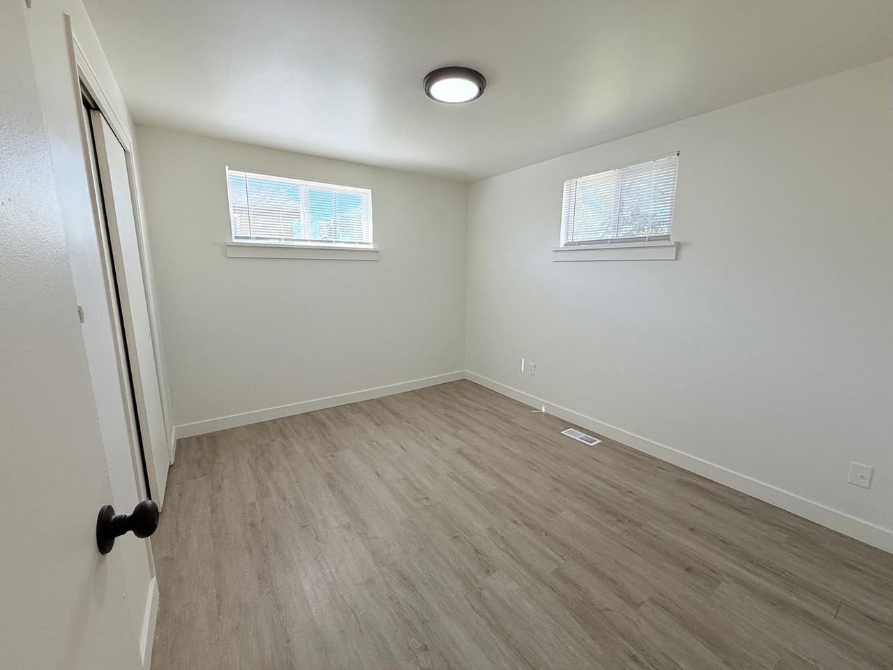 3440 S St #3 - Photo 4 of 4