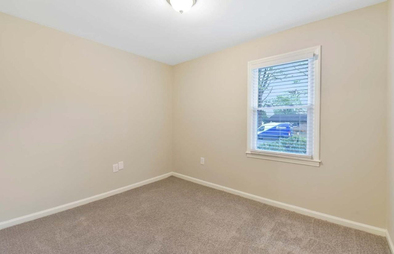 823 Dedmon Dr #1 - Photo 5 of 16