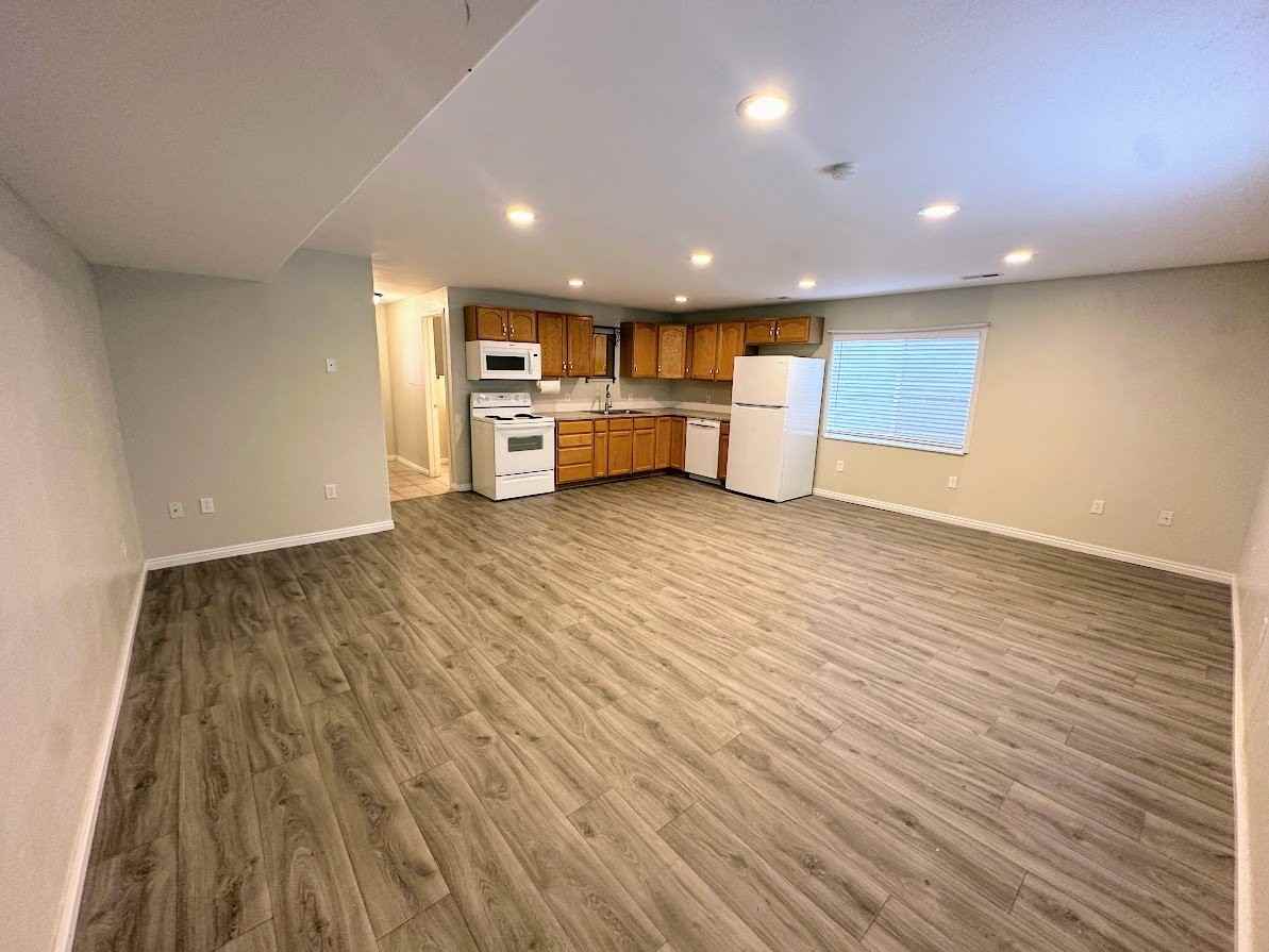 3453 E Kennekuk Cir #B - Photo 2 of 20