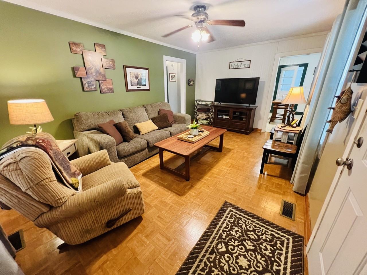 414 Broadway Ave - Photo 6 of 18