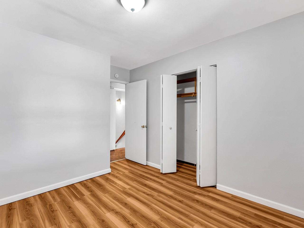 106 Britanna Dr - Photo 6 of 18