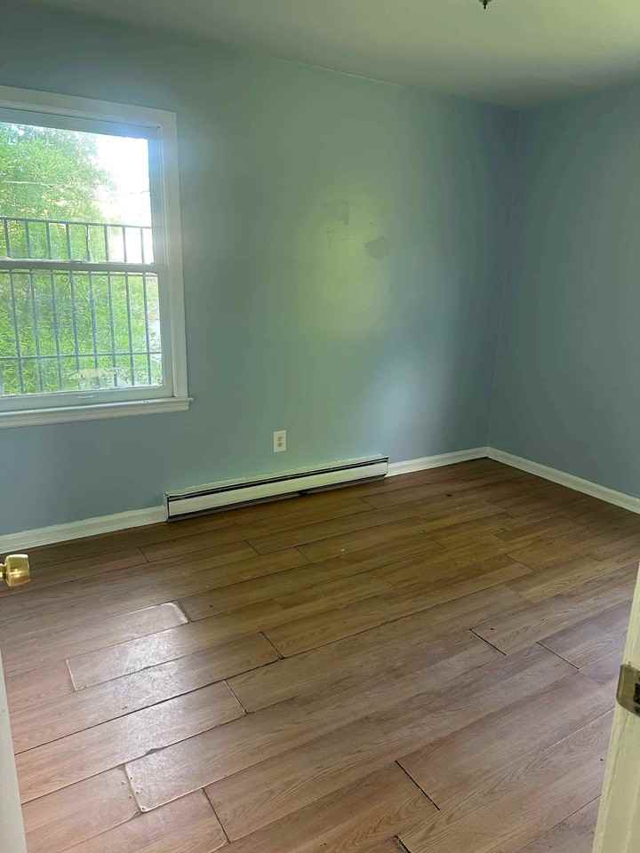 3018 Columbia St - Photo 6 of 7