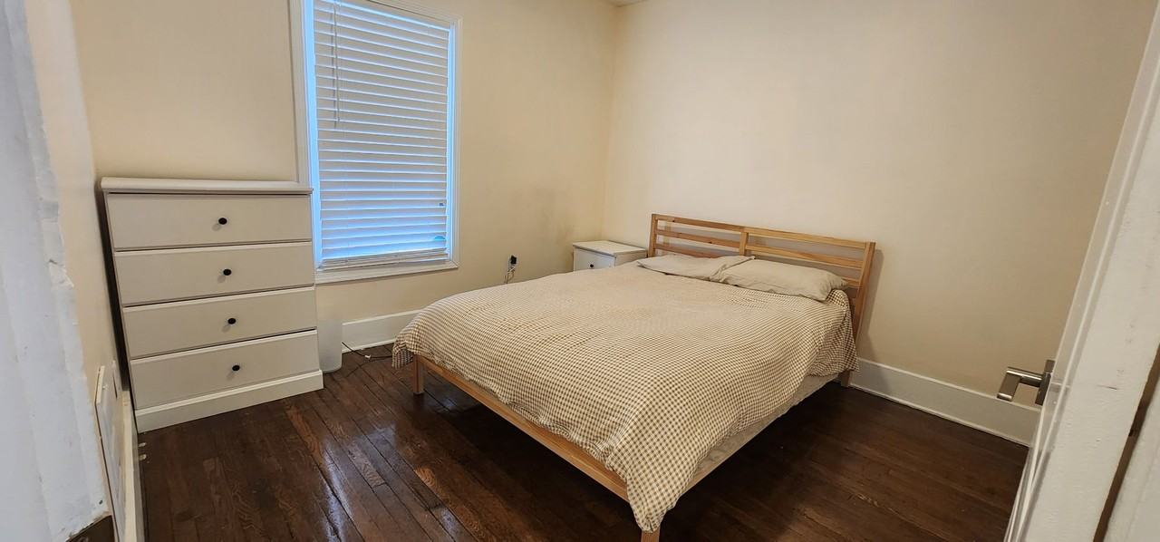 8410 Brush St - Photo 3 of 8