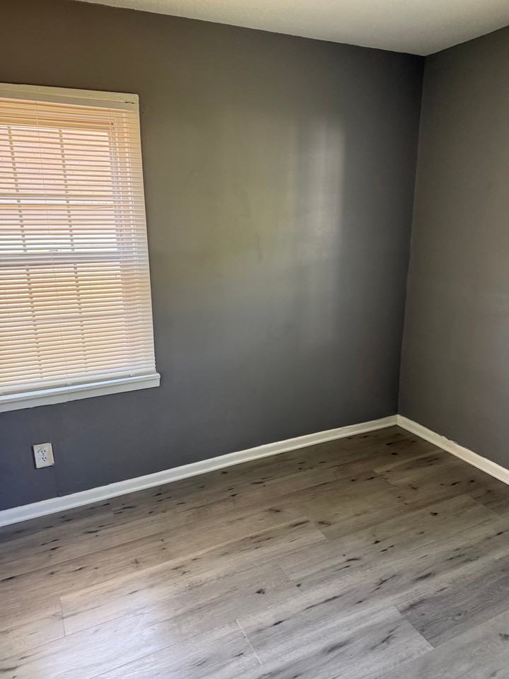 3394 Pine Ridge Ln - Photo 5 of 10