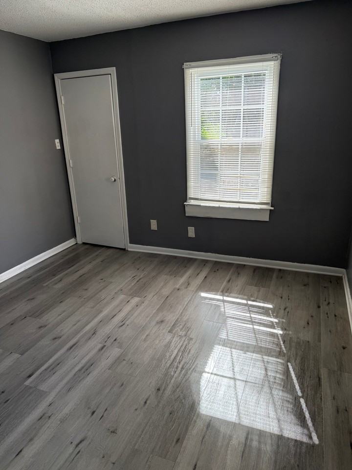 3394 Pine Ridge Ln - Photo 7 of 10