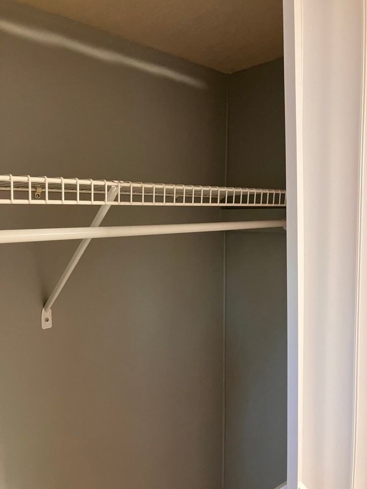 6480 Medlock Rd - Photo 6 of 20