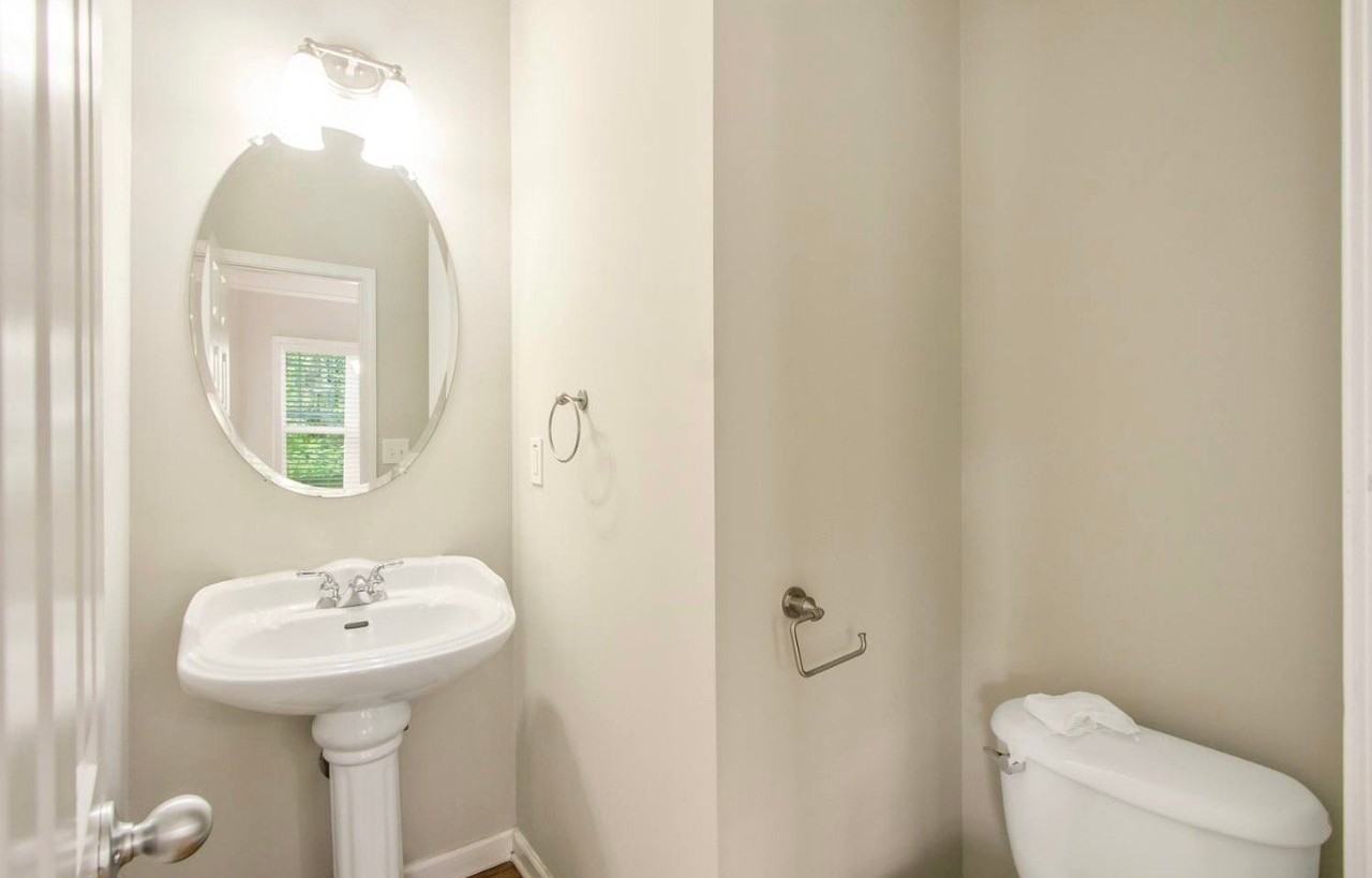 2509 Brentford Pl - Photo 2 of 18