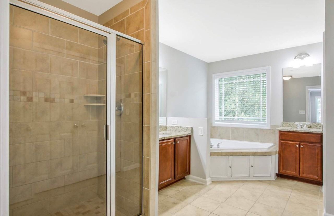 2509 Brentford Pl - Photo 4 of 18