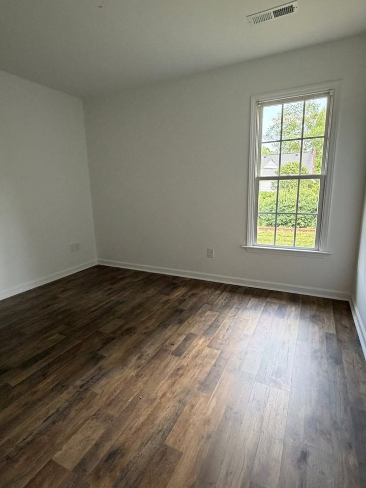 326 Cedar St #H - Photo 4 of 6
