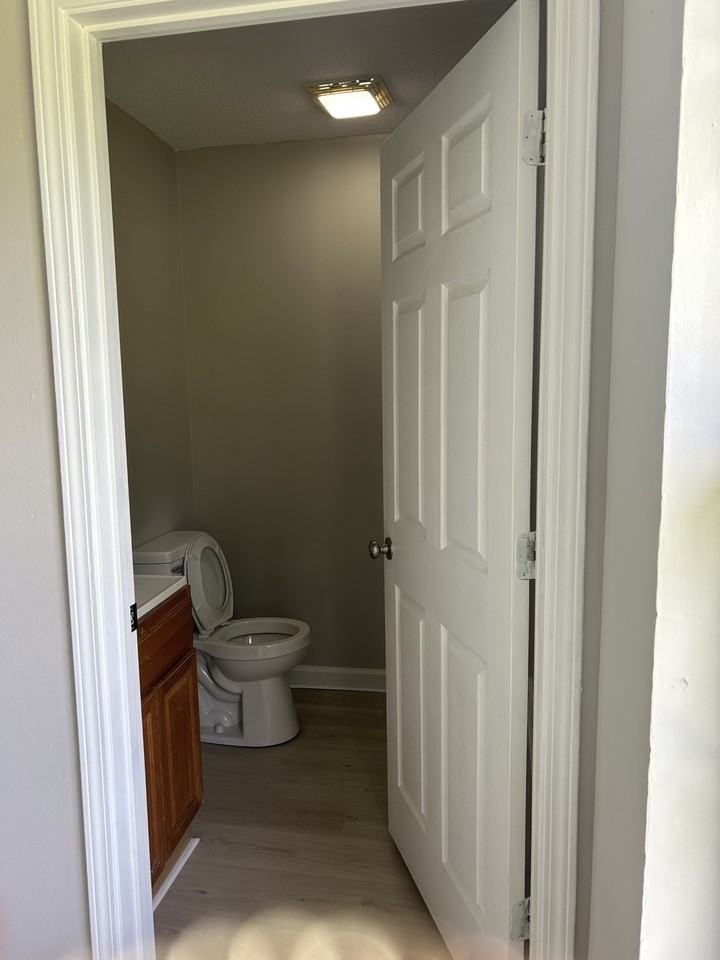 620 Murray St #NA - Photo 3 of 10