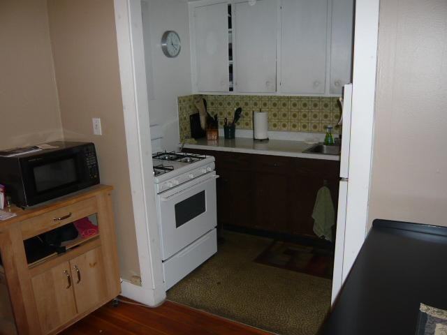 435 Hanover St #4D - Photo 5 of 7