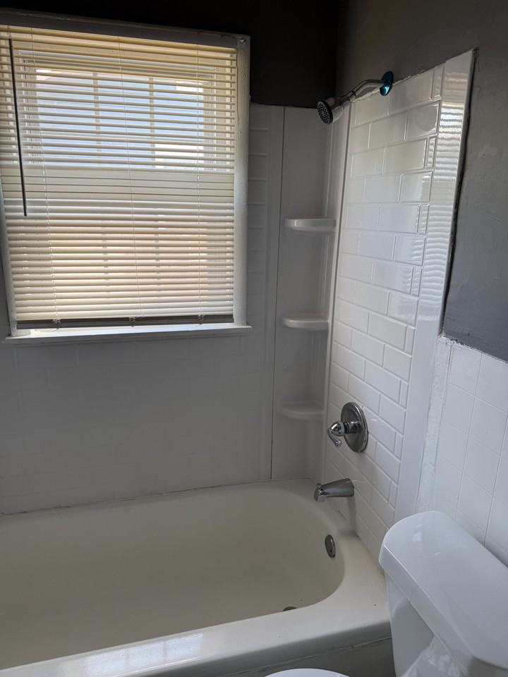 1530 Hamilton St #NA - Photo 6 of 7