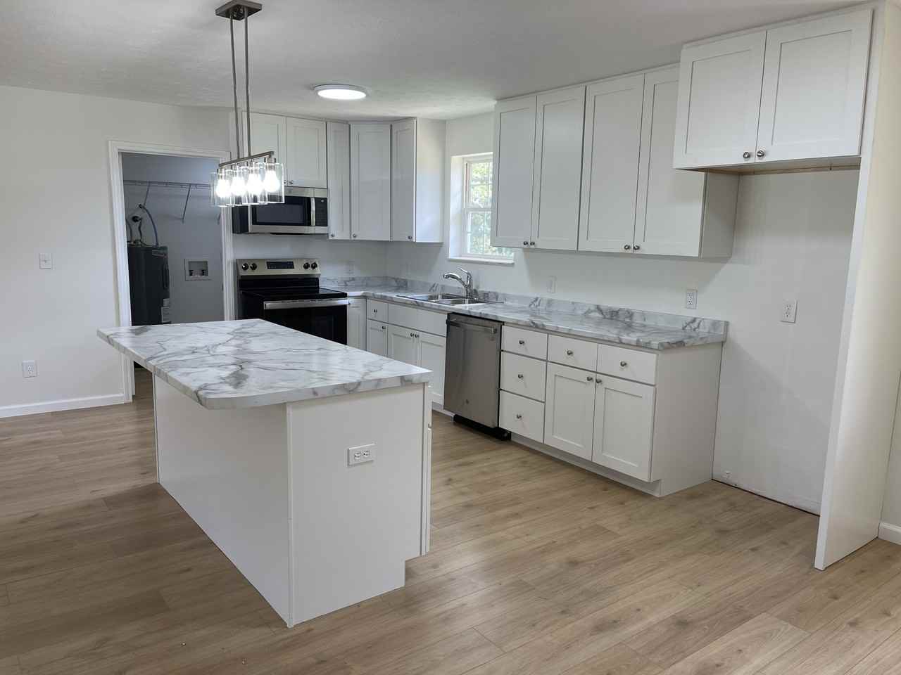 825 Quiet Oaks Way #NA - Photo 3 of 25