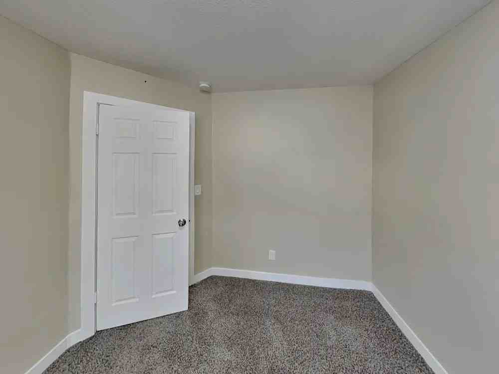 1614 Fig Palm Ct #NA - Photo 2 of 9